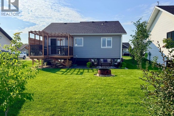10418 105 Ave, La Crete, AB T0H2H0 Photo 5