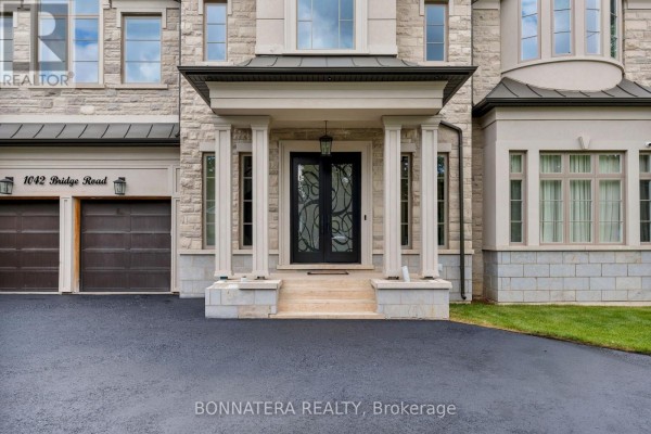 1042 Bridge Road, Oakville, ON, photo 2