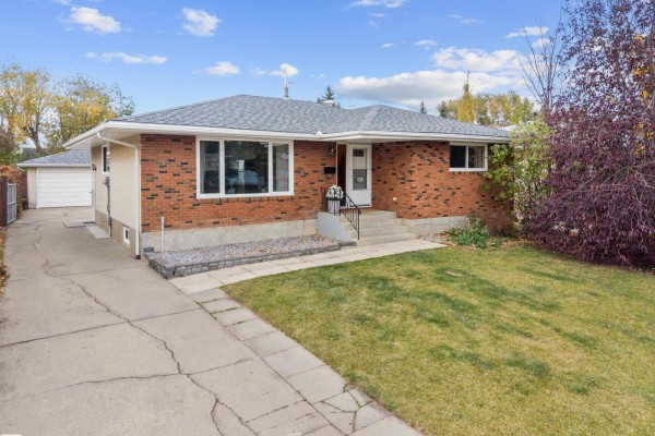 10420 36a Av Nw, Edmonton
