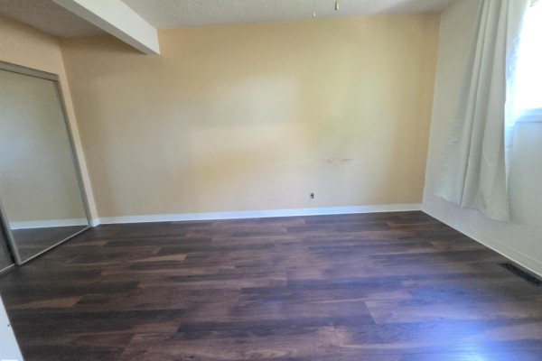 Primary Bedroom - 10438 147 St Nw, Edmonton, AB T5N3C5 Photo 5