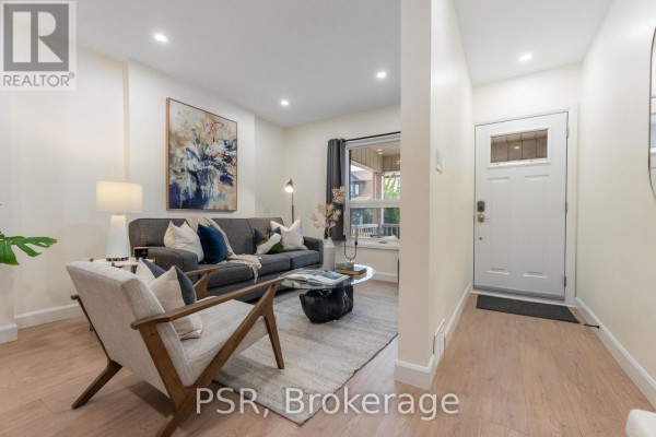 Primary Bedroom - 1045 Ossington Avenue, Toronto, ON M6G3V9 Photo 4
