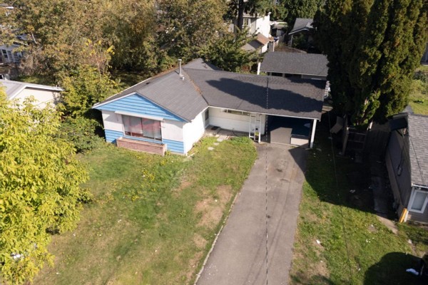 10468 138 Street, Surrey, BC V3T4K3 Photo 2