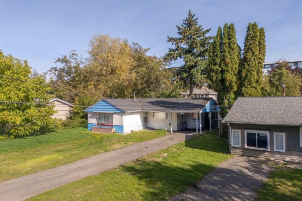 10468 138 Street, Surrey, BC V3T4K3 Photo 3