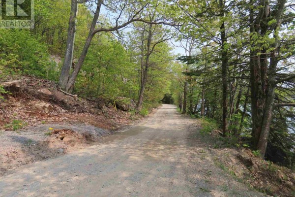 1047 & 1049 Prince Lake Rd, Prince, ON P6A6K4 Photo 2