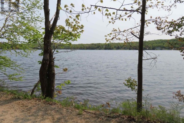 1047 & 1049 Prince Lake Rd, Prince, ON P6A6K4 Photo 4