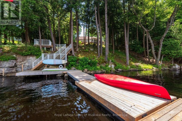 Kitchen - 1047 Brandy Crest Road, Muskoka Lakes, ON P0B1J0 Photo 4