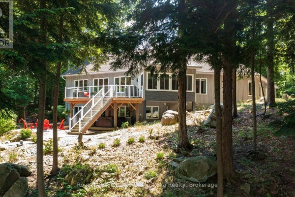 Bathroom - 1047 Brandy Crest Road, Muskoka Lakes, ON P0B1J0 Photo 5