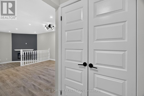 Bathroom - 1048 Mahogany Road, London North, ON N6H2W5 Photo 5