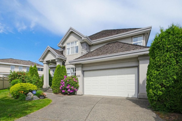 10485 168a Street, Surrey, BC V4N5A8 Photo 2