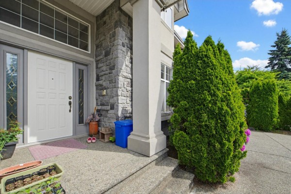 10485 168a Street, Surrey, BC V4N5A8 Photo 4