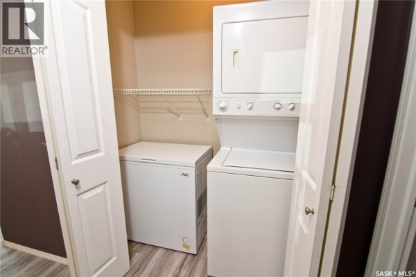 Kitchen - 1049 Birchwood Place, Regina, SK S4S7L1 Photo 2