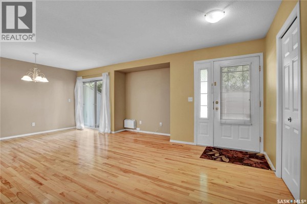 Kitchen - 104b 141 105th Street W, Saskatoon, SK S7N1N3 Photo 3