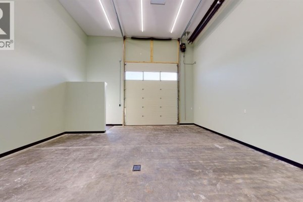 105, 251 Spruce Street, Rural Red Deer County, AB T4E1B4 Photo 5
