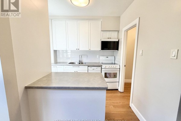 105 - 10 Beechwood Place, London South, ON, photo 2