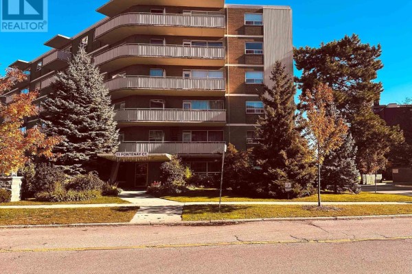 105 - 11 Fontenay Court, Toronto