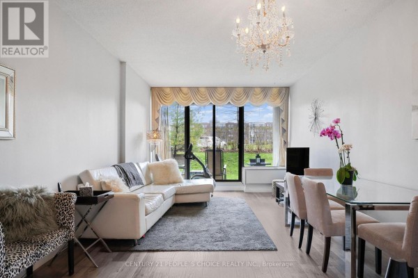 105 - 20 Fashion Roseway, Toronto, ON, photo 3