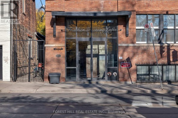 Kitchen - 105 - 2154 Dundas Street W, Toronto, ON M6R1X3 Photo 3