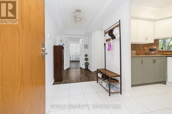 105 - 310 Mill Street S, Brampton, ON L6Y3B1 Photo 3