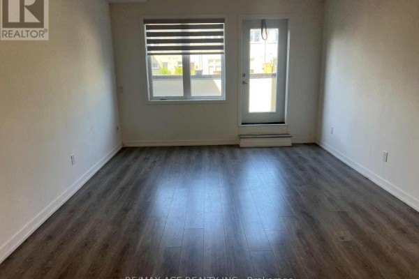 105 - 3686 St Clair Avenue E, Toronto, ON, photo 3