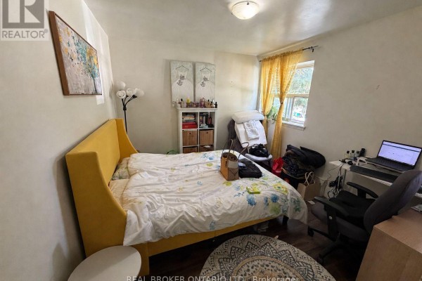 105 - 50 Benson Avenue, Richmond Hill, ON L4C4E6 Photo 5