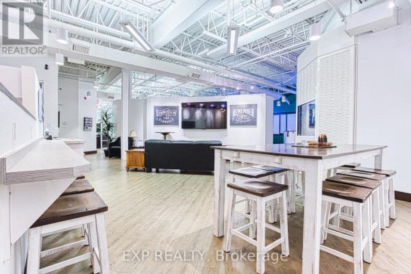 105 - 980 Fraser Drive, Burlington, ON L7L5P5 Photo 5
