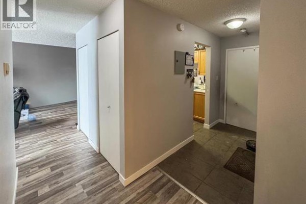 105 10216 102 Avenue, Fort St  John, BC, photo 2