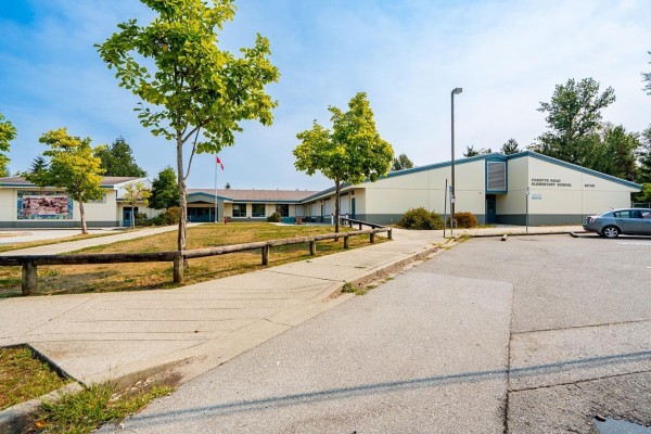 105 10743 139 Street, Surrey, BC V3T4L8 Photo 5