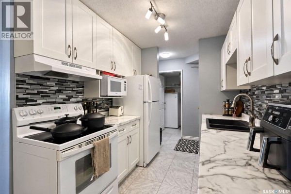 Primary Bedroom - 105 1580 Olive Diefenbaker Drive, Prince Albert, SK S6V7M6 Photo 4