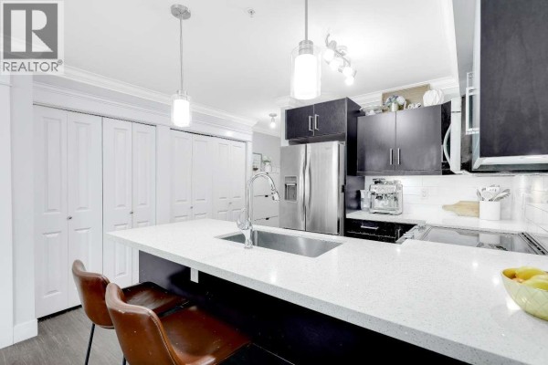 105 2268 Shaughnessy Street, Port Coquitlam, BC V3C3C8 Photo 4