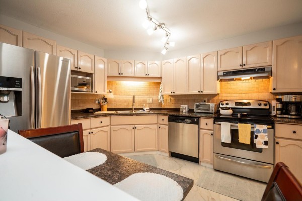 105 2410 Emerson Street, Abbotsford, BC V2T3J3 Photo 3