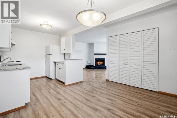 Living room - 105 2511 Neff Road E, Regina, SK S4V1C1 Photo 3