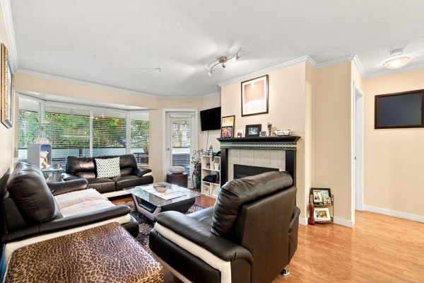 105 2958 Trethewey Street, Abbotsford, BC V2T6P6 Photo 3