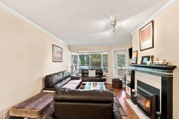 105 2958 Trethewey Street, Abbotsford, BC V2T6P6 Photo 4