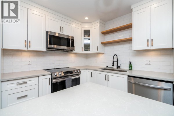 105 2968 Burlington Drive, Coquitlam, BC V3B7N4 Photo 5