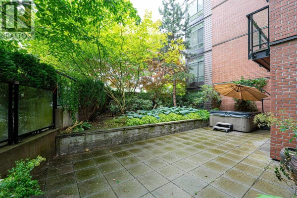 105 733 W 3rd Street, North Vancouver, BC V7M0C8 Photo 2