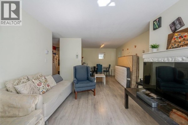 105 7431 Blundell Road, Richmond, BC V6Y3G8 Photo 4