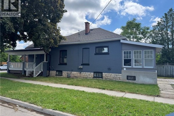 3pc Bathroom - 105 Catharine Avenue, Brantford, ON N3T1Y1 Photo 3