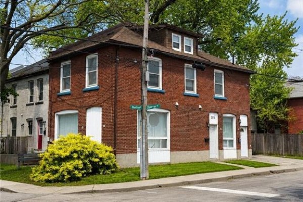 105 Cheever Street, Hamilton, ON, photo 2