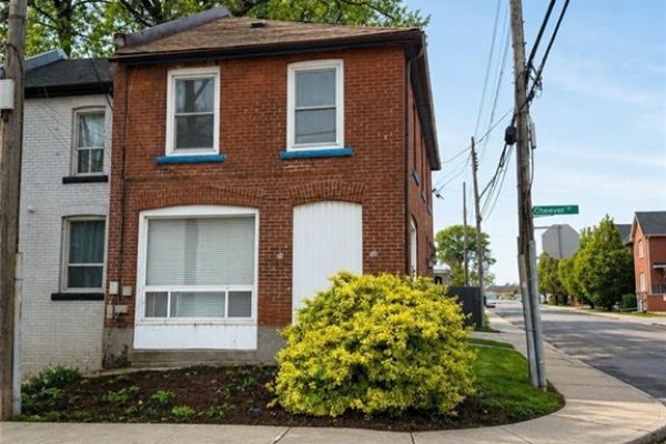 105 Cheever Street, Hamilton, ON, photo 3
