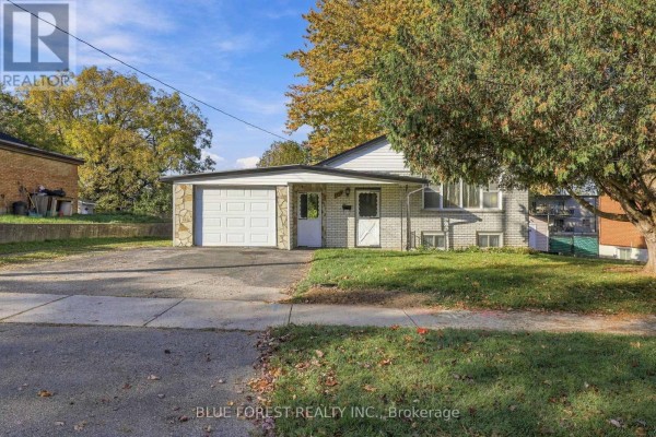 105 Chesterfield Avenue, London South, ON N5Z3M9 Photo 2
