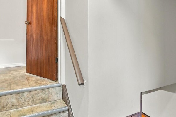 105 Chesterfield Avenue, London South, ON N5Z3M9 Photo 5