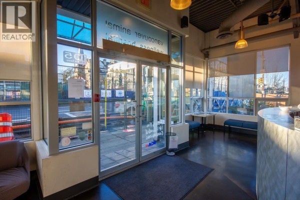 105 E Broadway, Vancouver, BC, photo 2