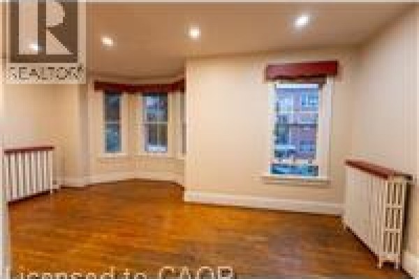 Bedroom - 105 Erie Avenue Unit# Second, Hamilton, ON L8N2W5 Photo 2