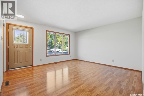 Bedroom - 105 Fitzgerald Street, Saskatoon, SK S7N2A6 Photo 5