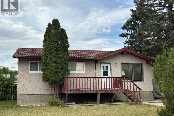 Bedroom - 105 Griffin Street, Maple Creek, SK S0N1N0 Photo 3