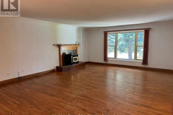 105 Maple Grove Lane, Georgian Bluffs, ON, photo 2
