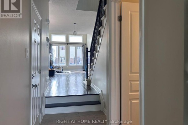 105 Nutting Crescent, Ottawa, ON K4M0C3 Photo 2