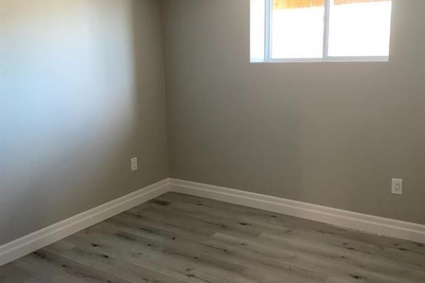 Bedroom - 105 Reed St #lower, Essex, ON N8M0B3 Photo 4