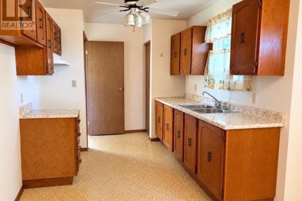 Primary Bedroom - 105 Rousseau Cres, Blind River, ON P0R1B0 Photo 4