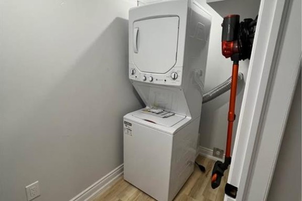 Kitchen - 105 Stewart Avenue Unit# Lower, Cambridge, ON N1R2V1 Photo 2